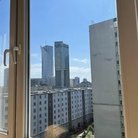 Labo Metro Swietokrzyska Apartment *