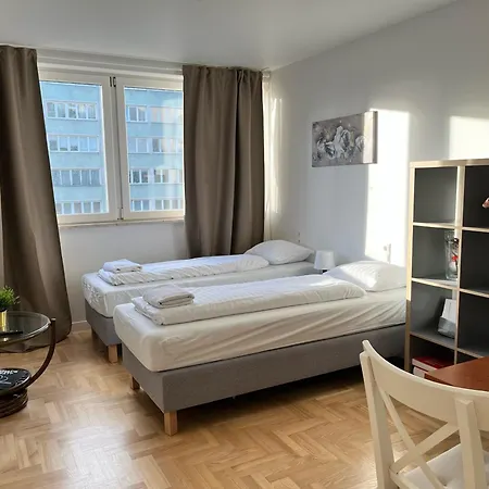 Labo Metro Swietokrzyska Apartment